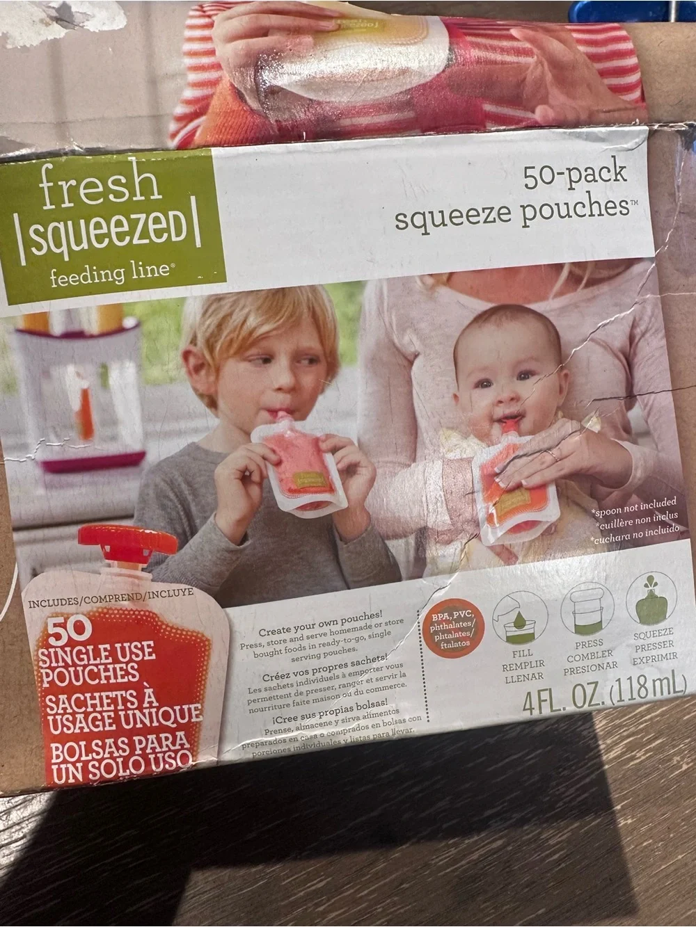 Infantino Baby Food Squeeze Station with 100 pouches -  includes 2 spoon caps
